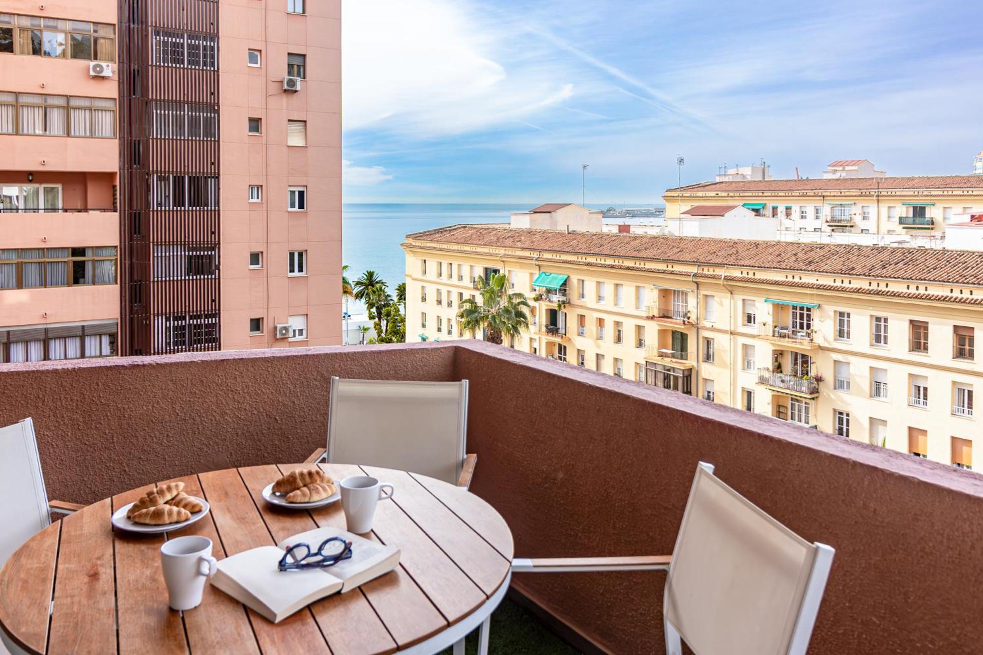 Malaga Center Flat Beach & Terrace ภายนอก รูปภาพ