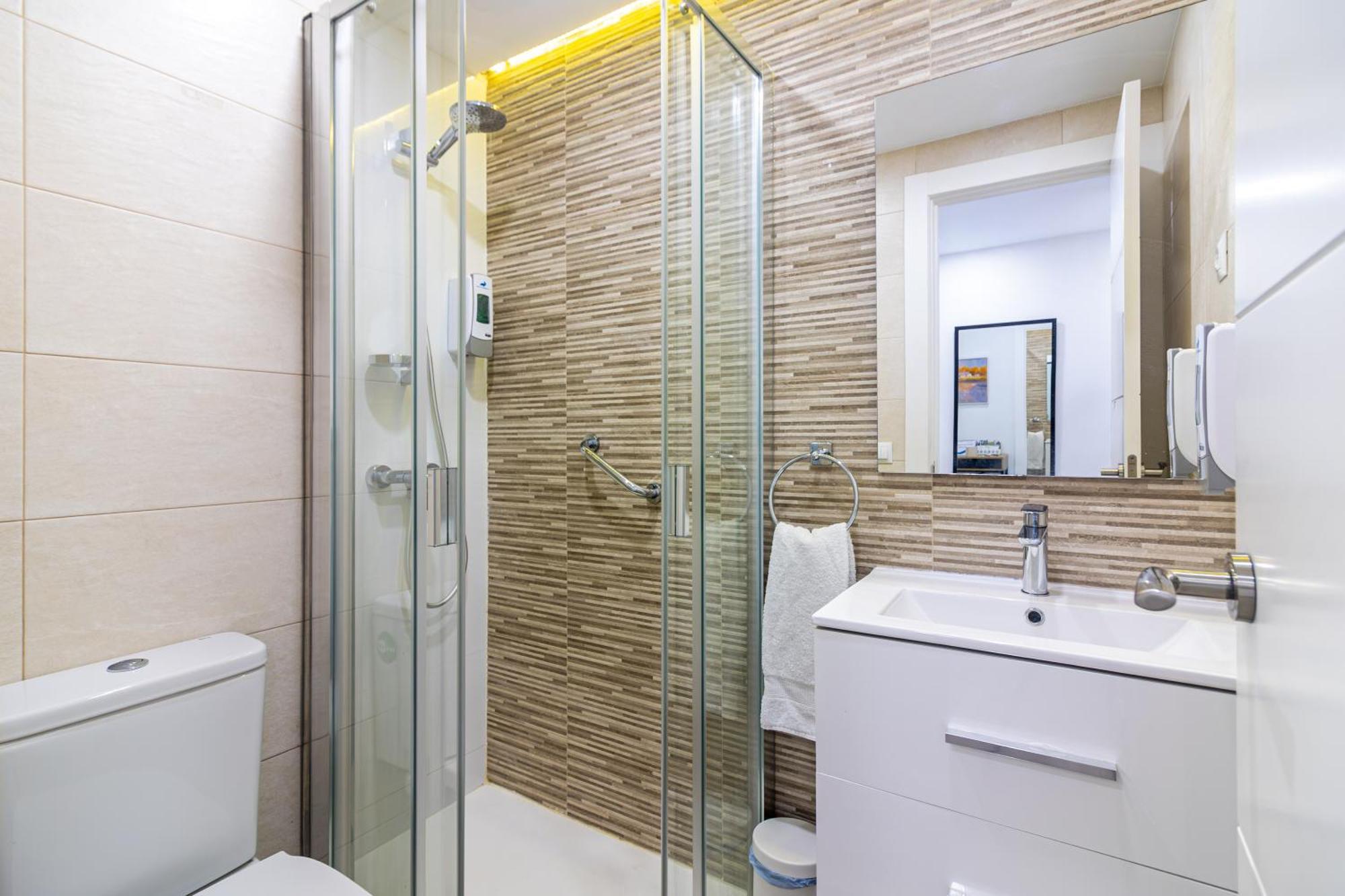 Malaga Center Flat Beach & Terrace ภายนอก รูปภาพ
