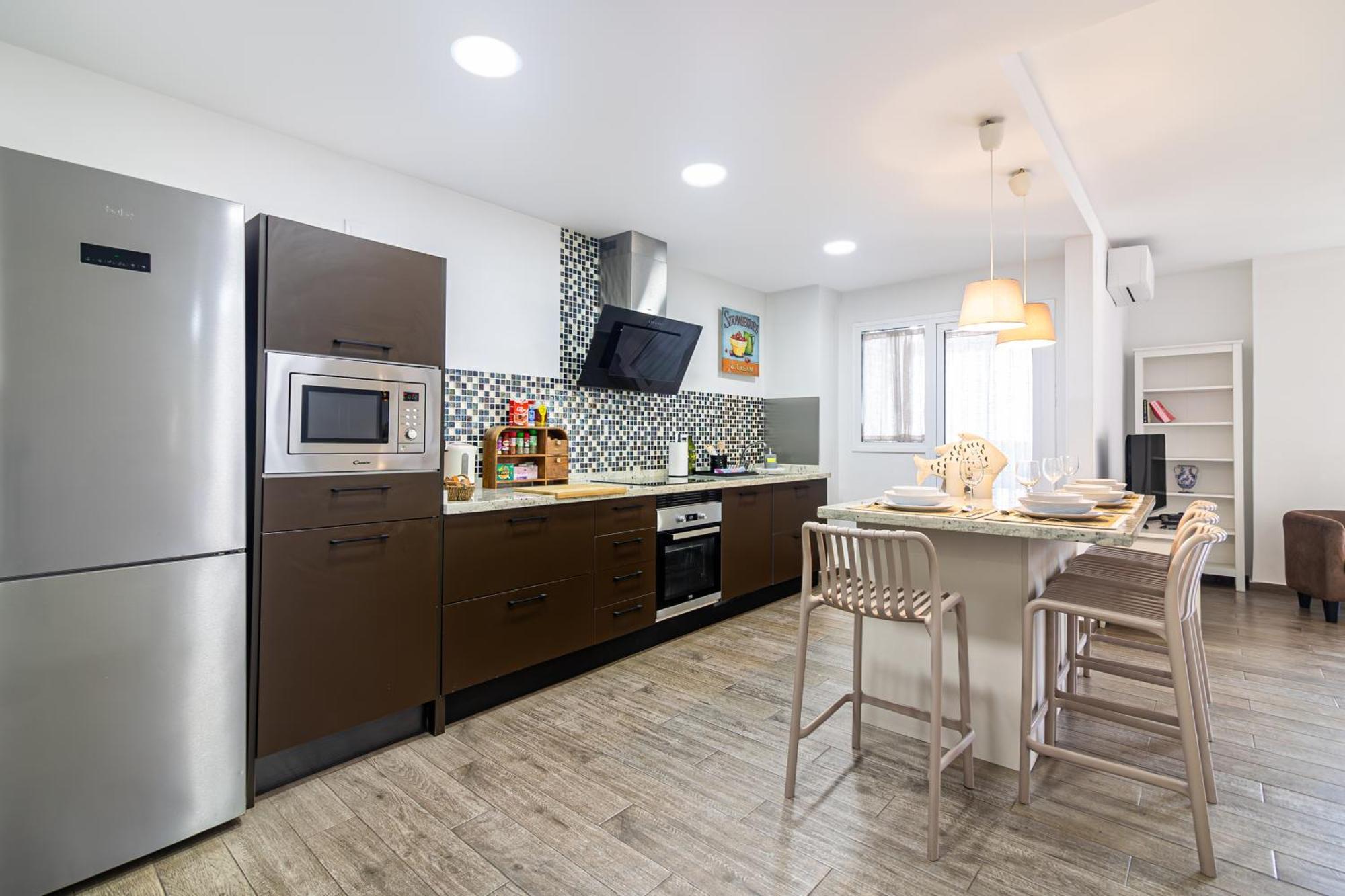 Malaga Center Flat Beach & Terrace ภายนอก รูปภาพ
